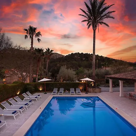 Holiday home Beeindruckende Grosse Papa Mit Privatpool *