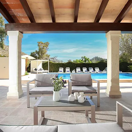 Holiday home Beeindruckende Grosse Papa Mit Privatpool *