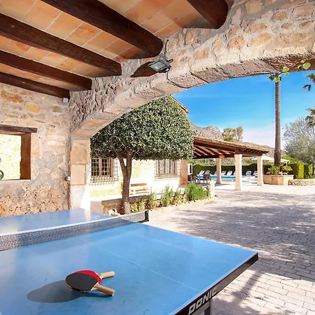 Beeindruckende Grosse Papa Mit Privatpool Holiday home Pollenca