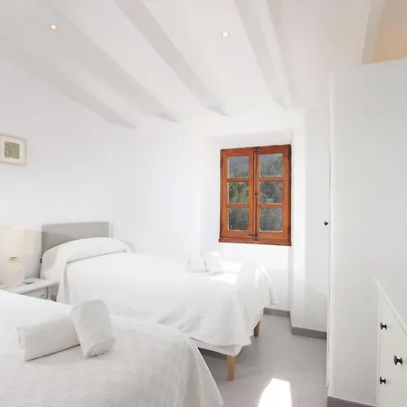 Holiday home Beeindruckende Grosse Papa Mit Privatpool